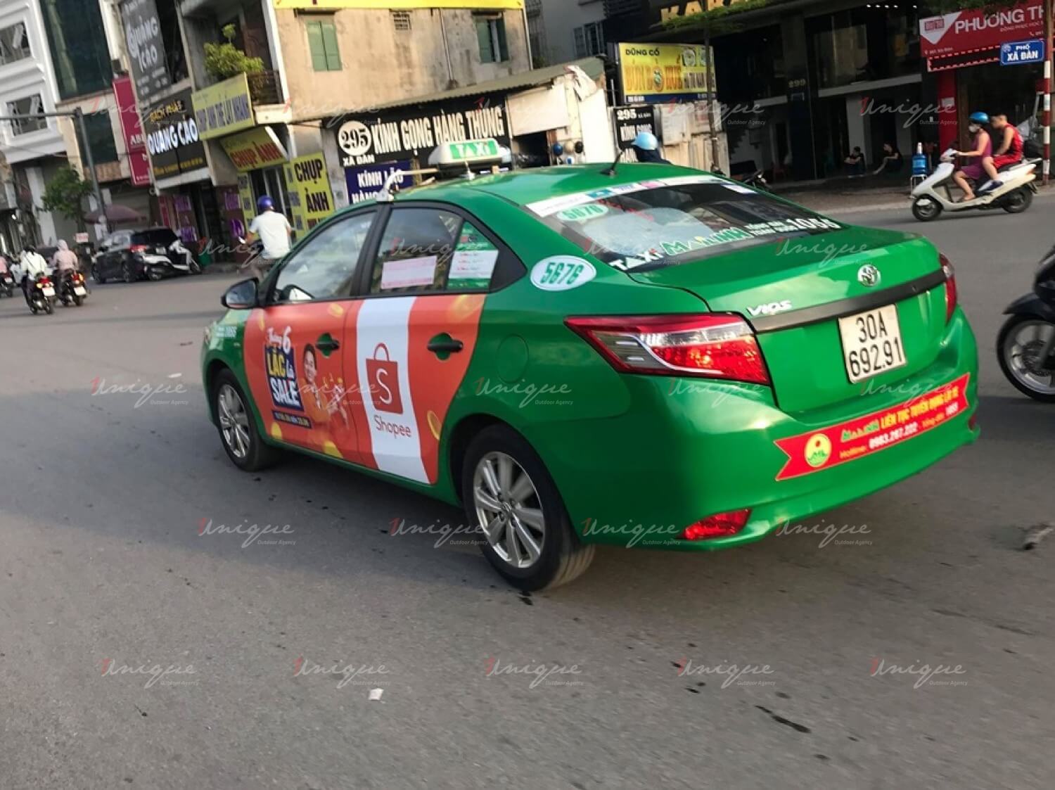 Quảng cáo trên taxi Mai Linh